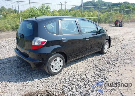 2013 Honda Fit из США, поврежденный, VIN JHMGE8H38DC074170